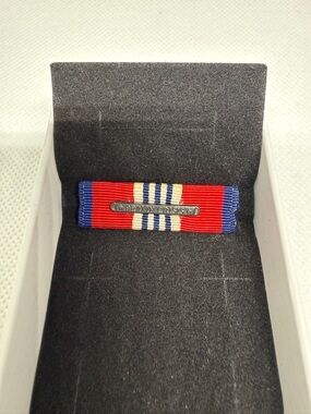 U.S. Army National Guard Pin-back Brass Ribbon Bar Berlin Crisis 1960s Vintage